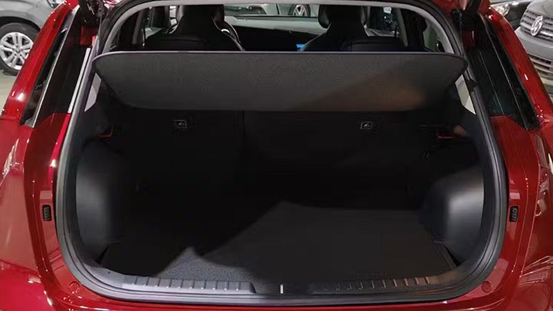 Kia Niro • 2024 • 9,220 km 12