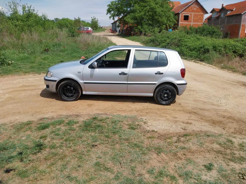 Volkswagen Polo • 2000 • 24,200 km 1