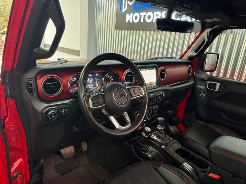 Jeep Wrangler • 2020 • 93,000 km 4