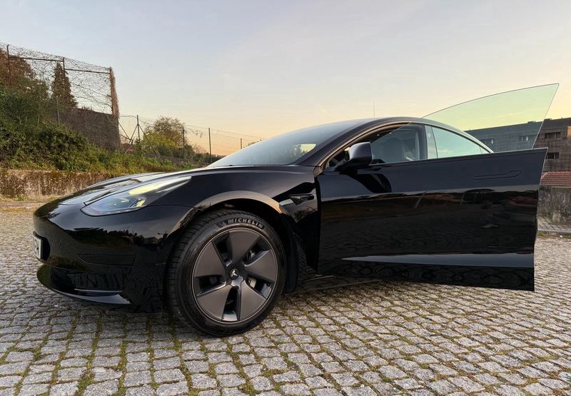 Tesla Model 3 • 2023 • 50,000 km 5