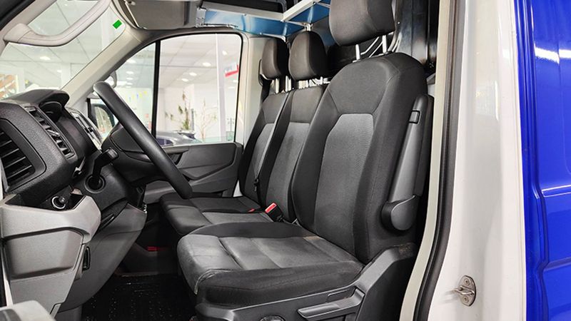 Volkswagen Crafter • 2021 • 176,250 km 6