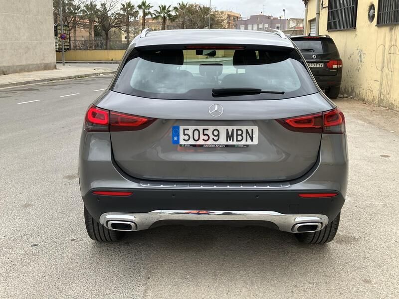Mercedes-Benz GLA • 2022 • 12,076 km 4