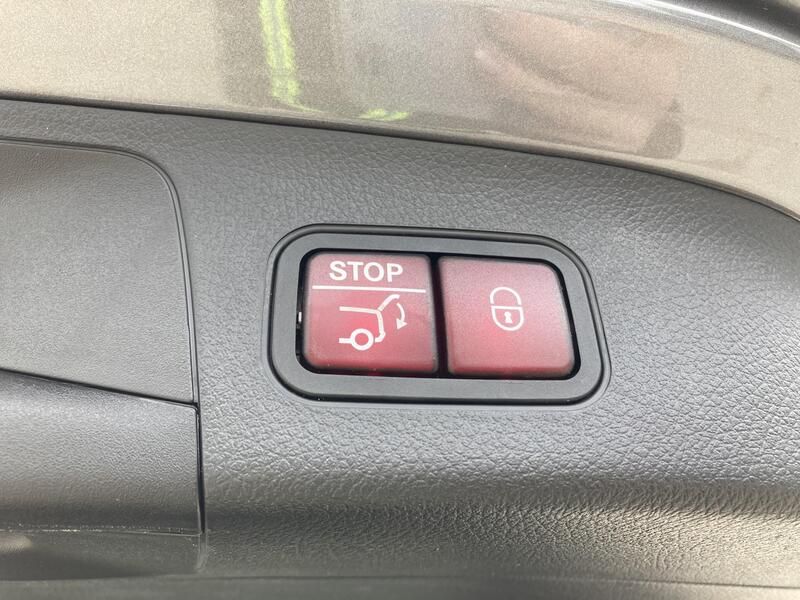 Mercedes-Benz GLA • 2020 • 69,183 km 16