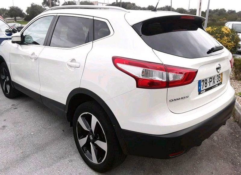 Nissan Qashqai • 2015 • 150,000 km 3