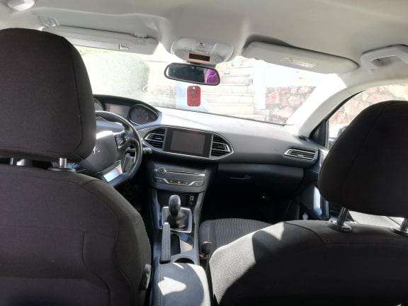 Peugeot 308 • 2014 • 140,000 km 3