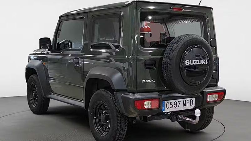 Suzuki Jimny • 2023 • 33,649 km 8
