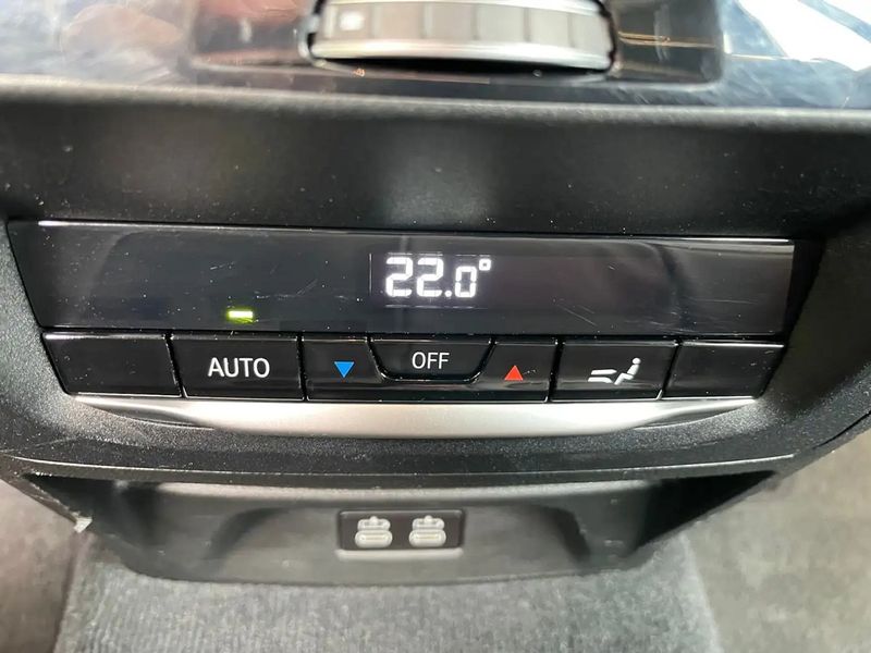 BMW X3 • 2020 • 82,000 km 14