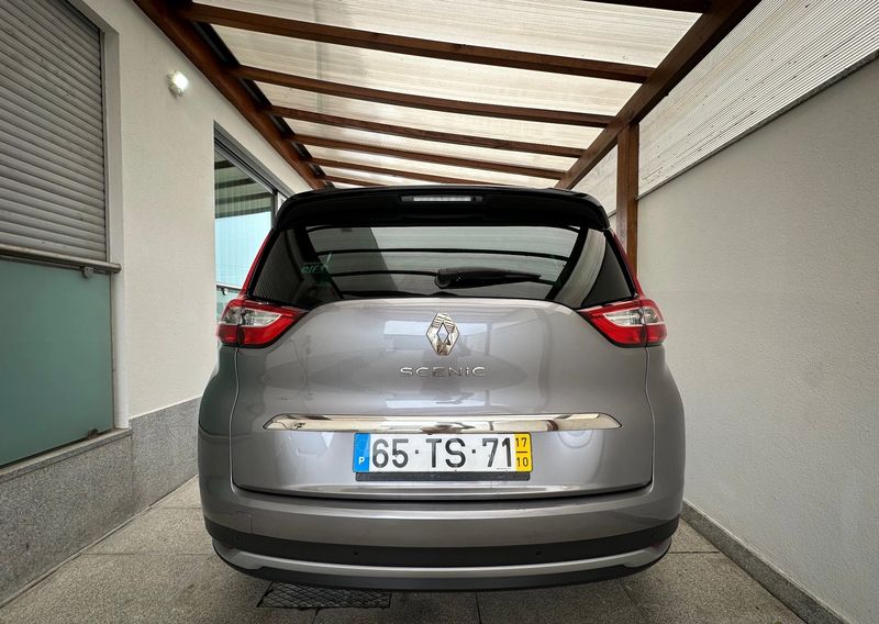 Renault Grand Scenic • 2017 • 48,000 km 4