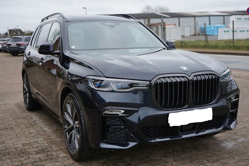 BMW X7 • 2022 • 39,841 km 1