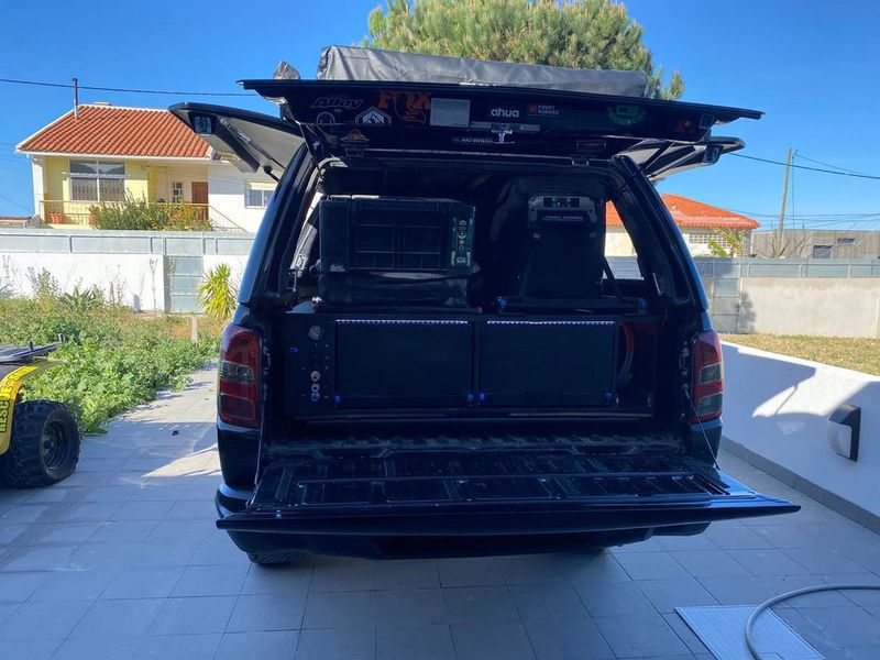 Mitsubishi L200 • 2019 • 37,000 km 2