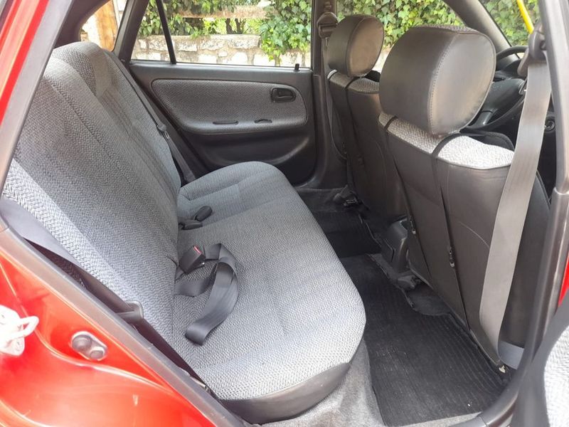 Toyota Corolla • 1992 • 265,000 km 5