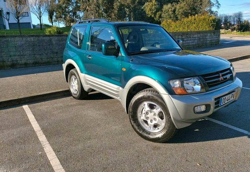 Mitsubishi Pajero • 2000 • 90,000 km 1