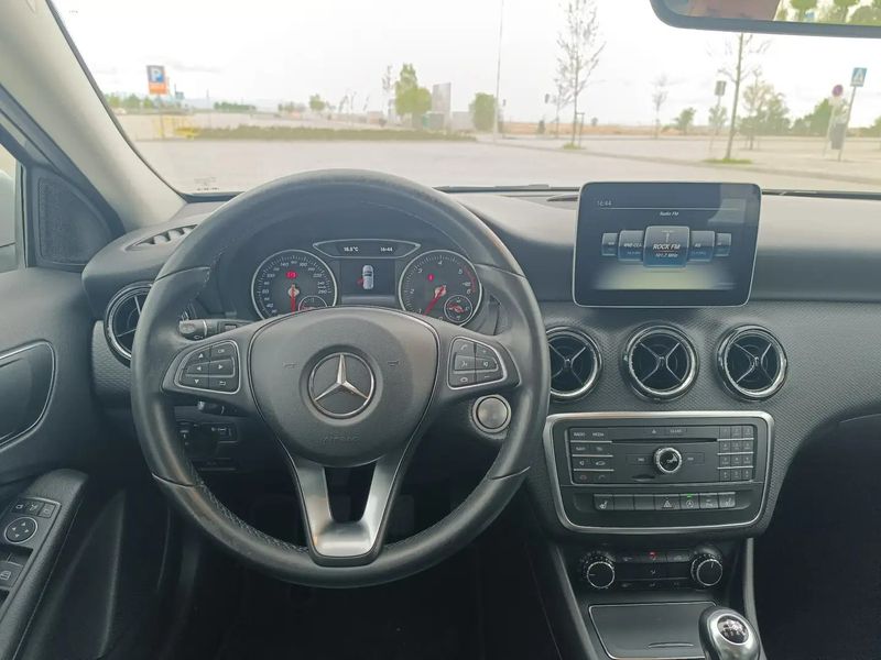Mercedes-Benz A-Class • 2018 • 116,000 km 5