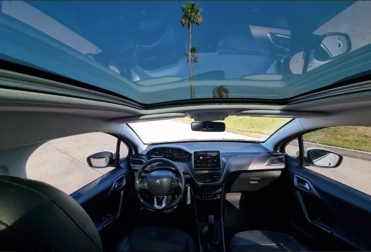 Peugeot 2008 • 2019 • 80,500 km 8