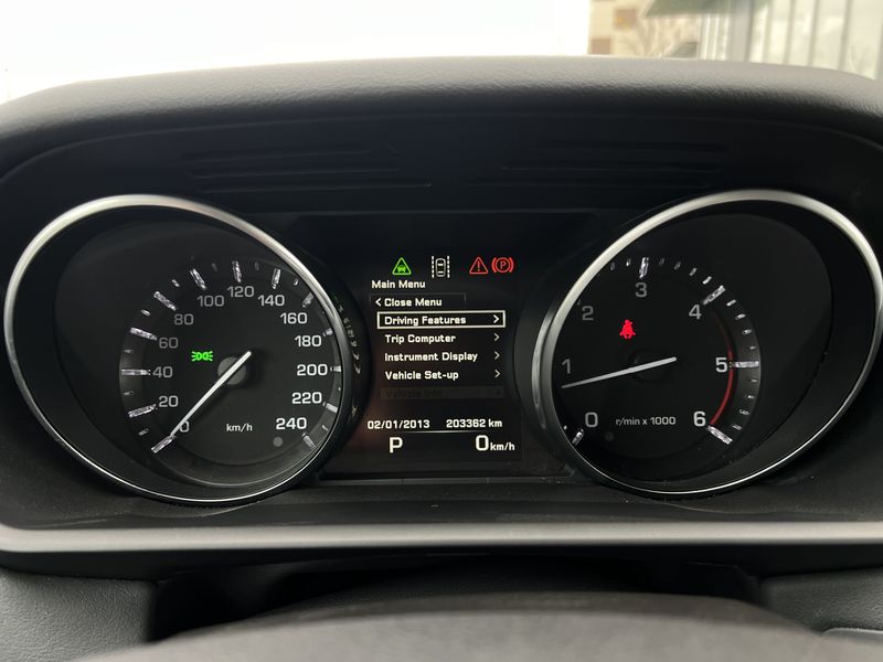 Land Rover Range Rover Sport • 2015 • 202,123 km 9