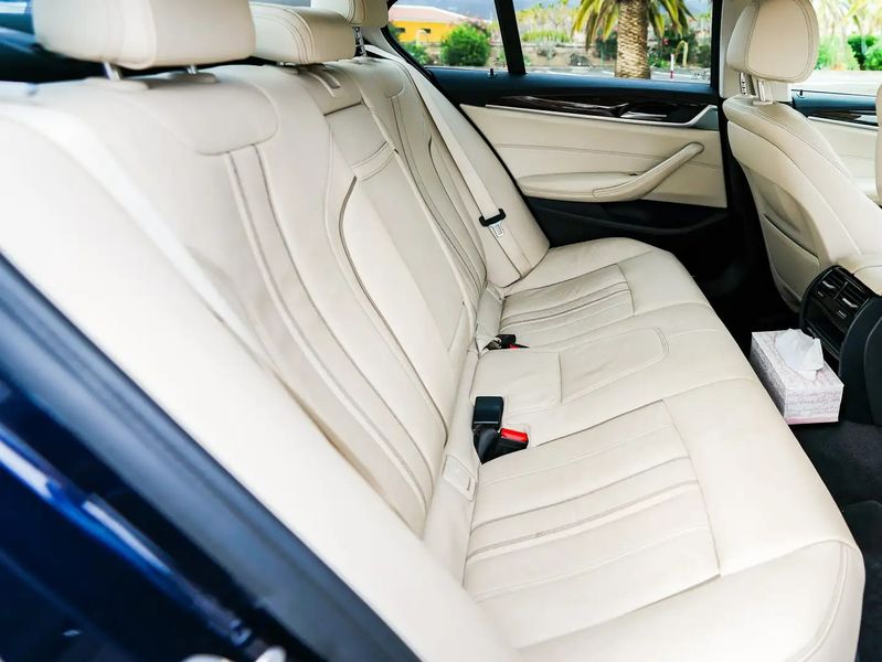 BMW 520D • 2017 • 115,000 km 7