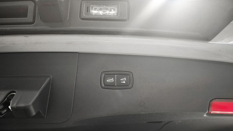 Porsche Cayenne • 2023 • 74,513 km 14