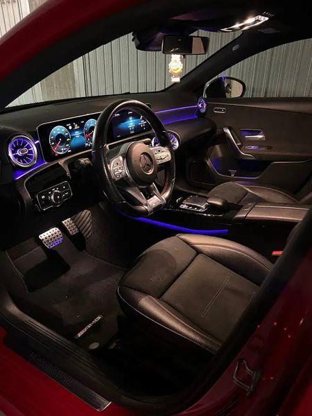Mercedes-Benz A • 2018 • 72,000 km 12