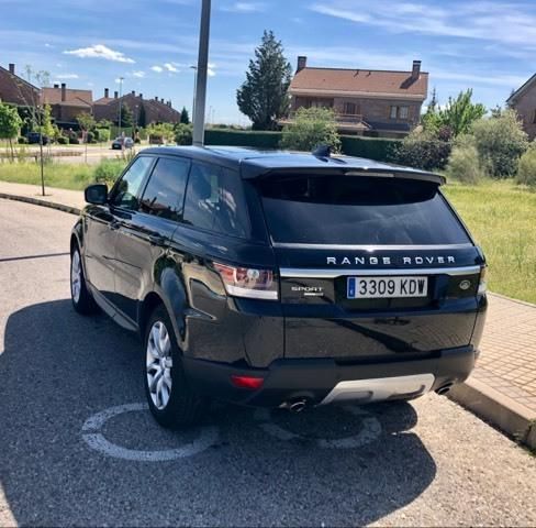 Land Rover Range Rover Sport • 2018 • 130,000 km 2