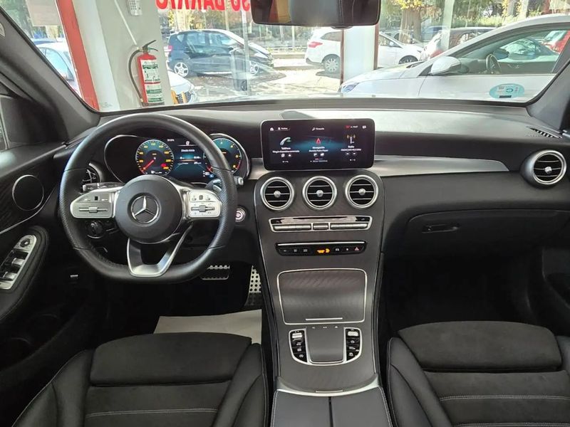 Mercedes-Benz GLC • 2020 • 54,114 km 9