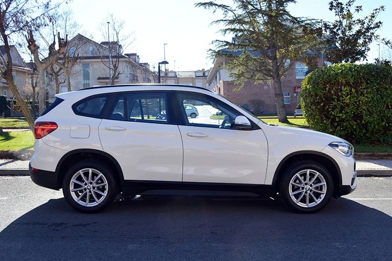 BMW X1 • 2018 • 186,000 km 4