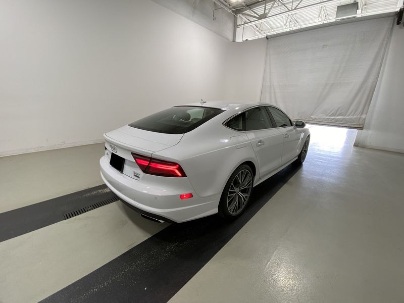 Audi A7 • 2017 • 34,520 km 4