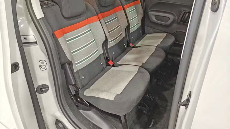 Citroën Berlingo • 2019 • 78,265 km 12