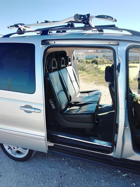 Mercedes-Benz 210 Van • 2002 • 289,000 km 2