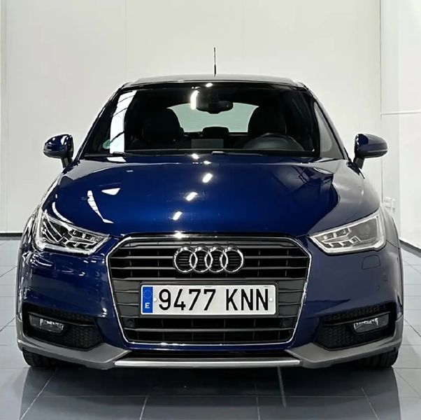 Audi A1 • 2018 • 84,000 km 12