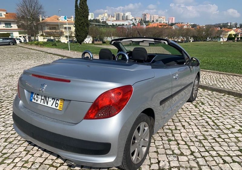 Peugeot 207 • 2009 • 168,000 km 3