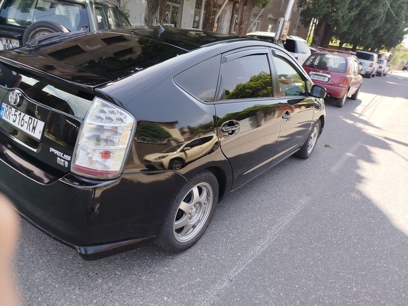 Toyota Prius • 2006 • 290,000 km 12