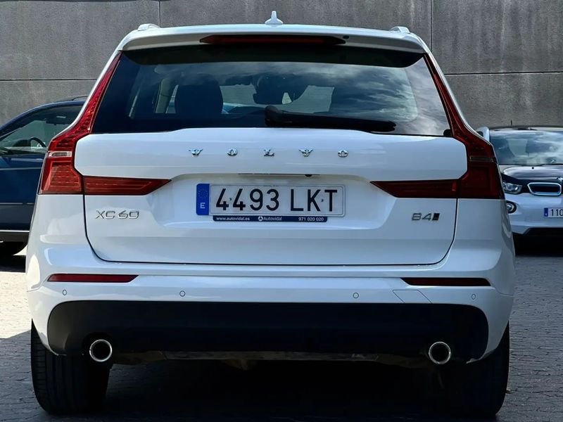 Volvo XC60 • 2021 • 65,000 km 5