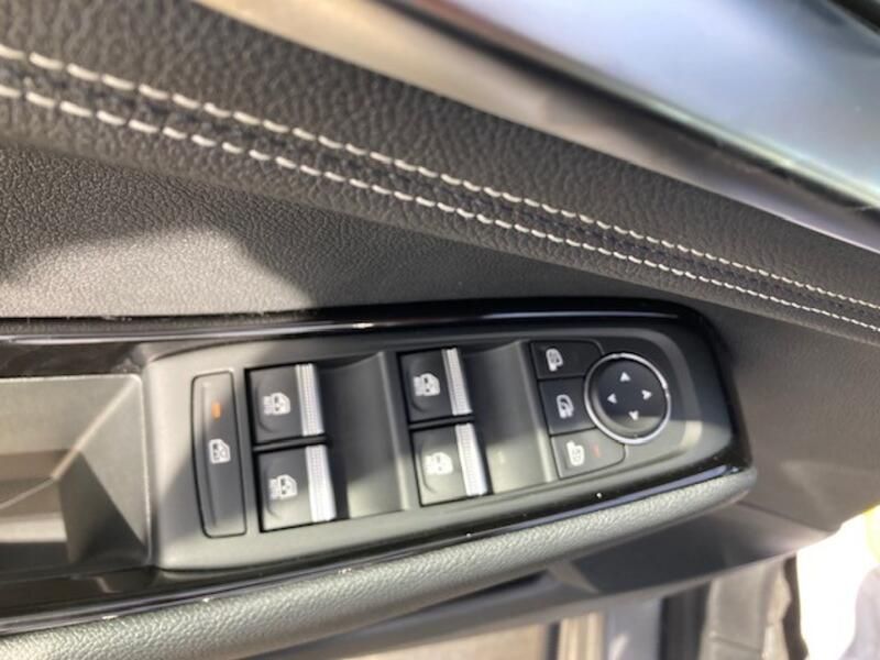 Renault Captur • 2024 • 3,542 km 22