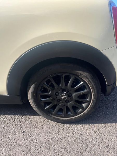 MINI Cooper D • 2017 • 118,000 km 4