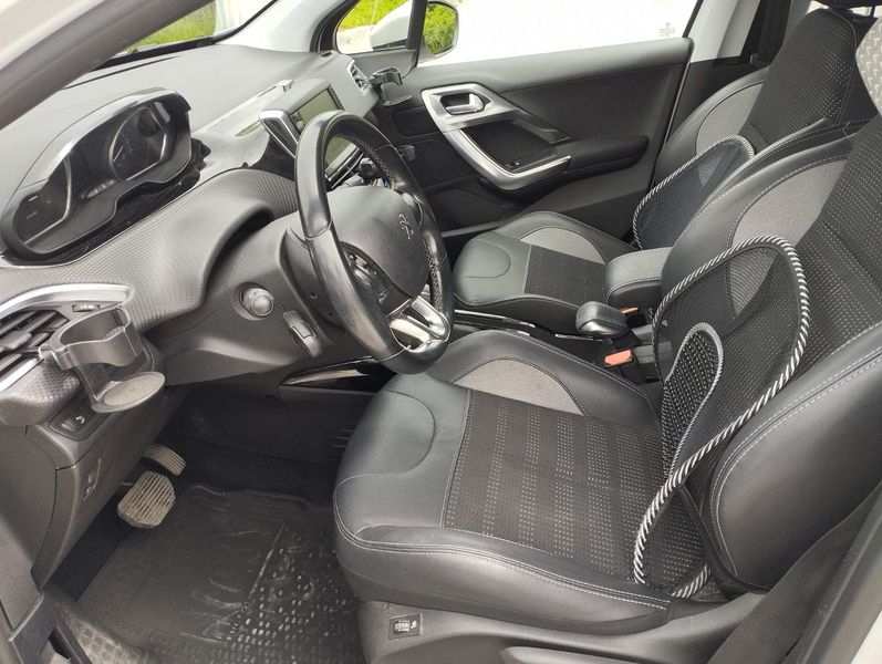 Peugeot 2008 • 2018 • 93,500 km 14