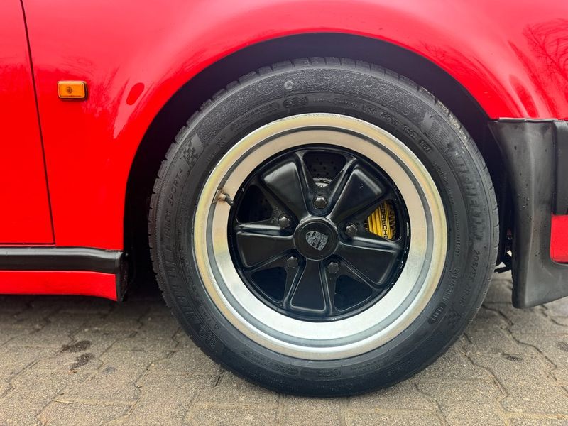 Porsche 928 • 1979 • 69,700 km 3