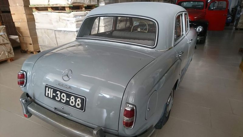 Mercedes-Benz 200 E • 1959 • 56,000 km 4