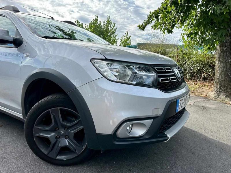 Dacia Sandero • 2018 • 129,700 km 1