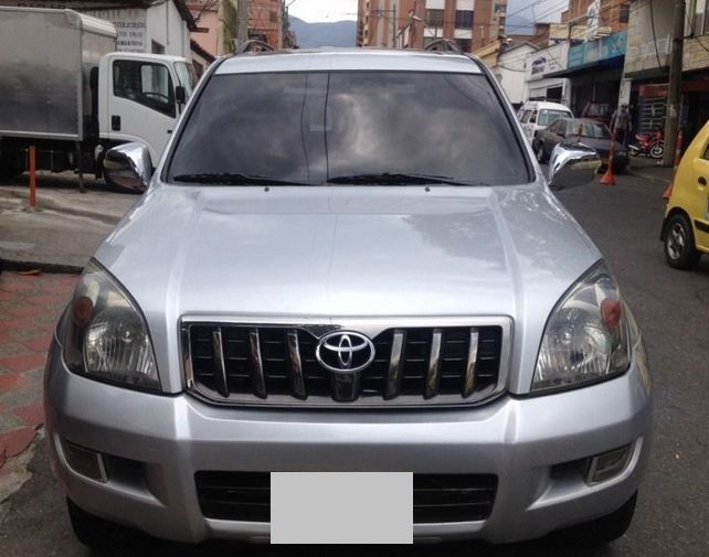 Toyota Land Cruiser • 2009 • 148,000 km 5
