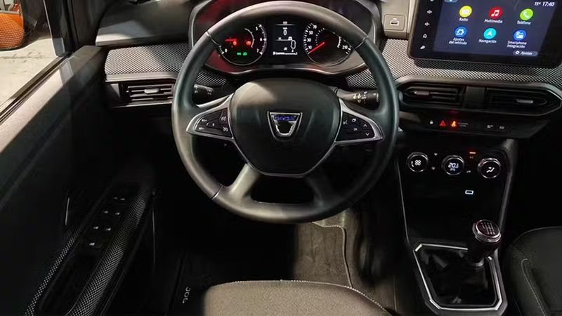 Dacia Lodgy • 2022 • 51,767 km 13