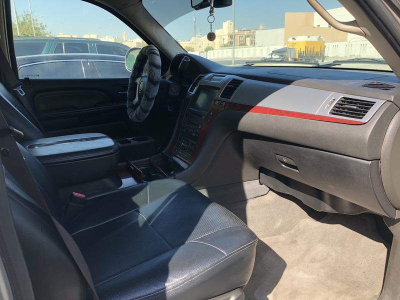 Cadillac Escalade • 2007 • 224,000 km 2