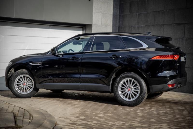 Jaguar F-Pace • 2020 • 57,000 km 4
