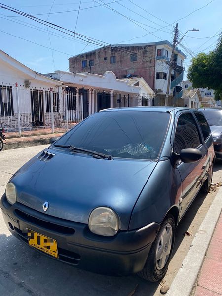 Renault Twingo • 2011 • 123,156 km 6
