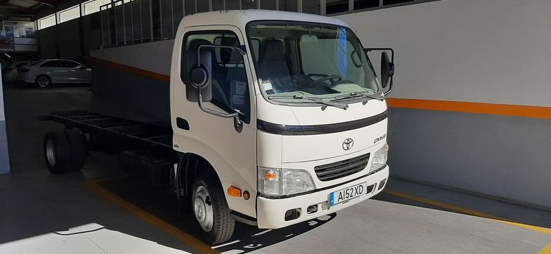 Toyota Dyna • 2007 • 177,000 km 1