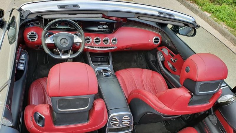 Mercedes-Benz S-Class • 2017 • 78,990 km 3