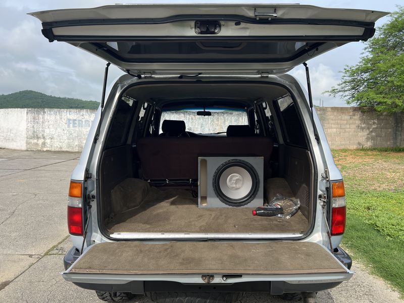 Toyota Land Cruiser • 1997 • 240,000 km 5