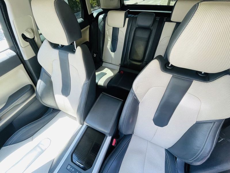 Land Rover Range Rover Evoque • 2013 • 210,000 km 4