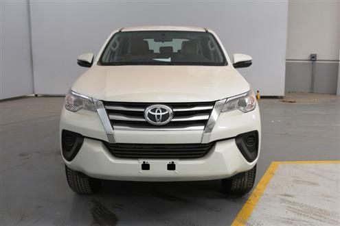 Toyota Fortuner • 2020 • 32 km 1