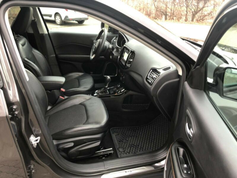 Jeep Compass • 2018 • 104,664 km 13