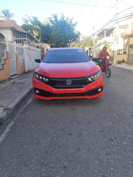 Honda Civic • 2019 • 37,000 km 3